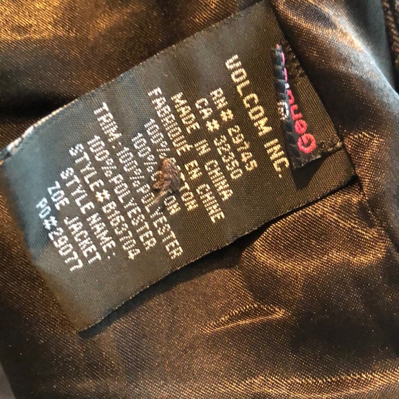 Volcom adorable gray lined coat - Picture 5 of 5